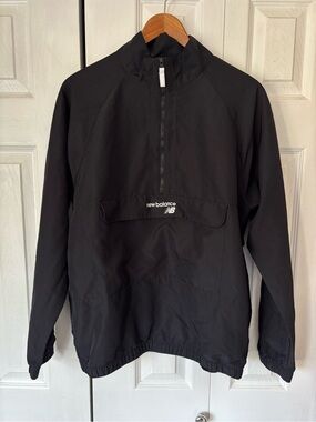 New Balance Men’s Windbreaker Pullover Size Small